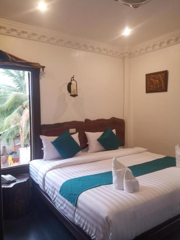 Alana Luang Prabang Hotel Buitenkant foto